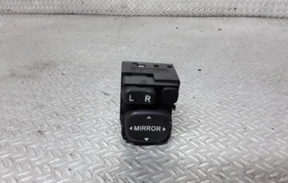 Subaru Forester SH Wing mirror switch