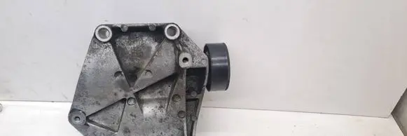 Opel Vectra C A/C compressor mount bracket 155187675