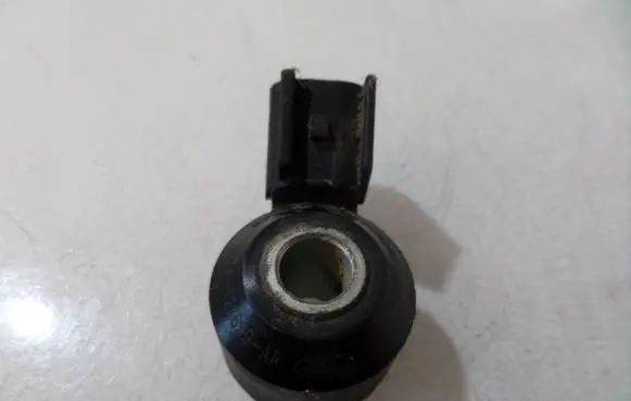 Ford Focus Detonation knock sensor 1N1A12A699AA