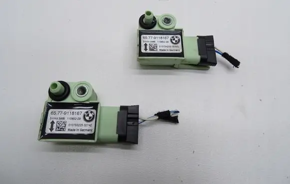 BMW X3 E83 Airbag deployment crash/impact sensor 9118167