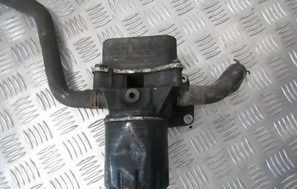 Engine oil radiator