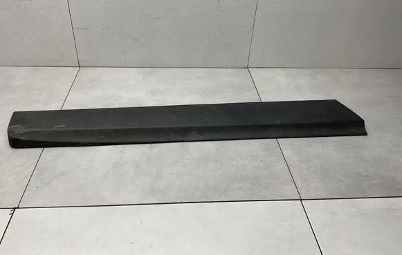 Opel Mokka X Front door trim (molding) 95157442