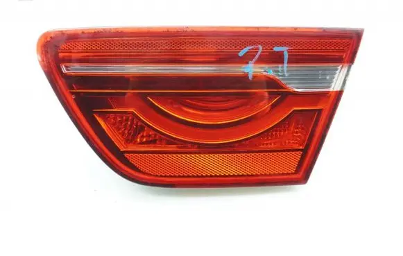 Jaguar XE Rear/tail lights 