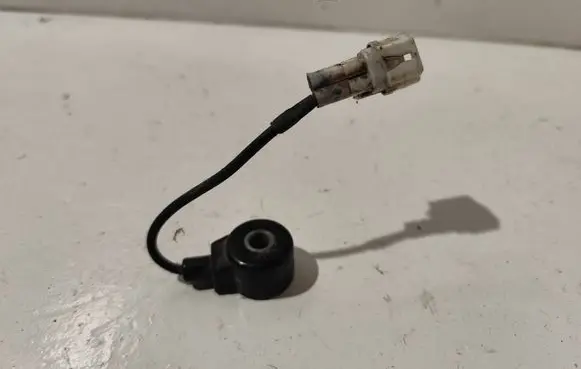 Subaru Impreza I Detonation knock sensor 22060AA081