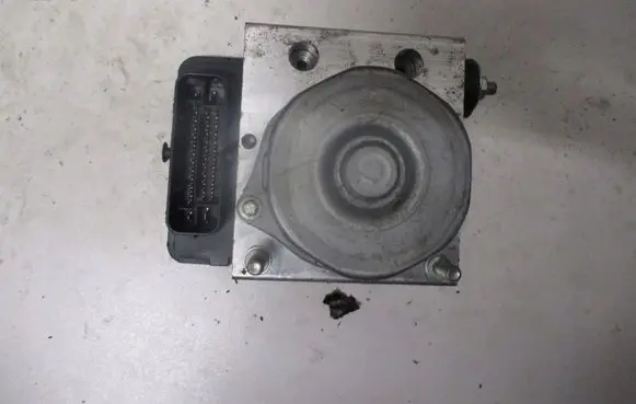 Nissan Qashqai Other brake parts 476604CC0A