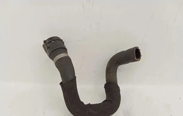 Volvo XC60 Engine coolant pipe/hose