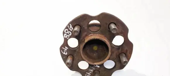 Toyota Verso Rear wheel hub