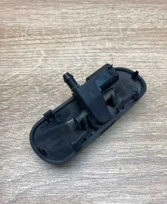 Volkswagen PASSAT B6 Windshield washer spray nozzle 5M0955986