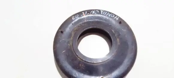 Coil spring mount