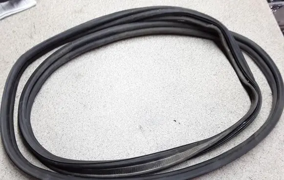 Renault Megane III Trunk rubber seal (body) 