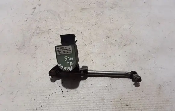 Rear air suspension level height sensor