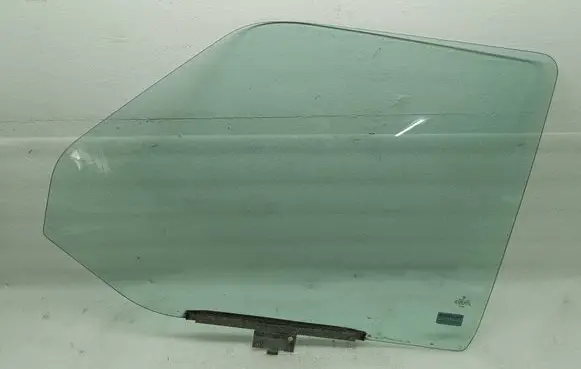 Volkswagen Transporter - Caravelle T4 Rear door window glass 357839571