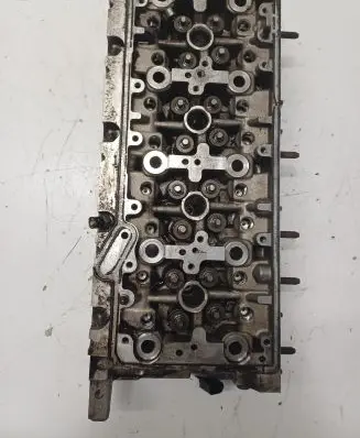 Volkswagen Golf VII Engine head 04L103373E