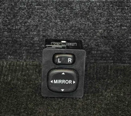 Toyota Verso-S Other switches/knobs/shifts 769746E183574