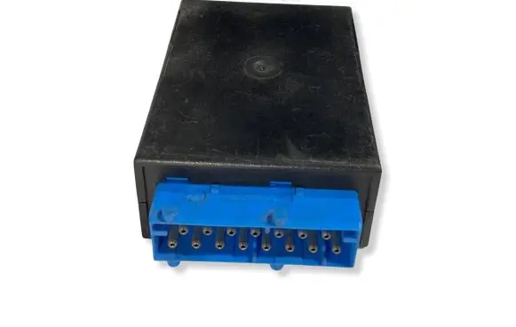 BMW 3 E36 Window wiper relay 8359031 61358359031