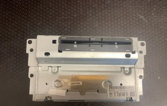 BMW 7 F01 F02 F03 F04 Radio/CD/DVD/GPS head unit 9207445 001CD702840A