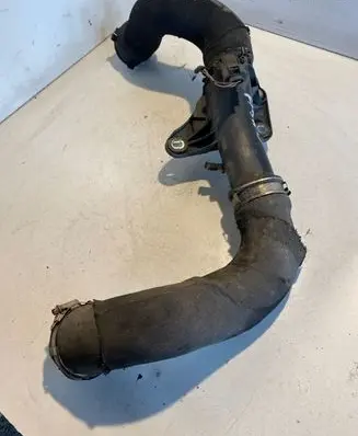 Audi A5 8T 8F Intercooler hose/pipe 8K0145673E