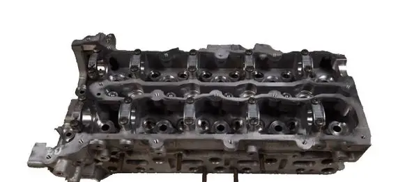 Mercedes-Benz Sprinter W906 Engine head R6510160201