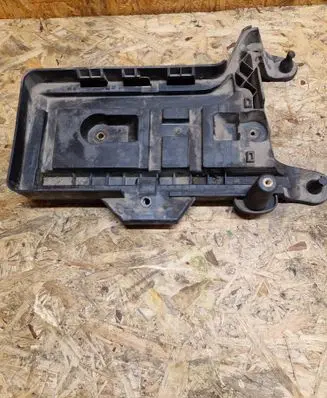 Volkswagen Sharan Battery tray 7N0915333