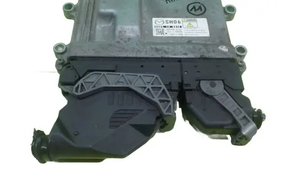 Mazda 6 Engine control unit/module SH0618881F