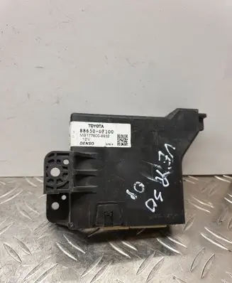 Toyota Verso Climate control unit 886500F100
