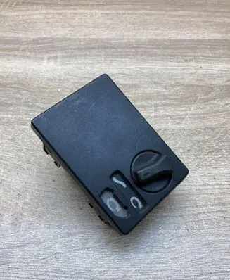 Volkswagen Transporter - Caravelle T4 Air circulation switch 701959549