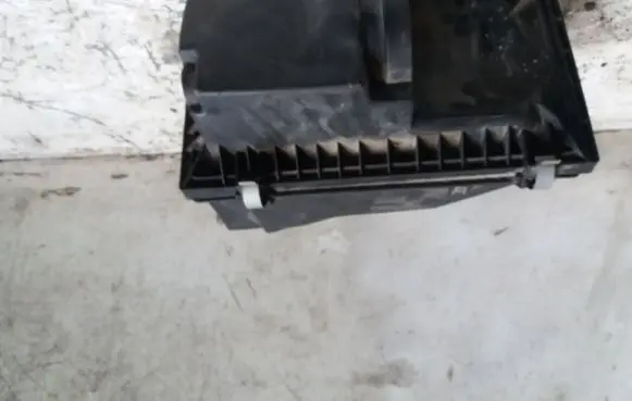 Dodge Caliber Air filter box