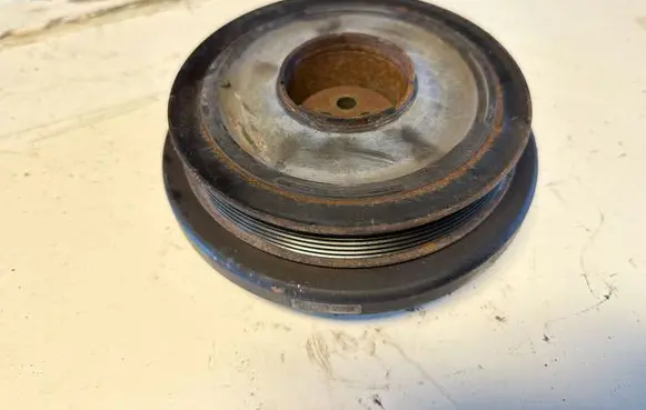 BMW X5 F15 Crankshaft pulley 8511321 10276727