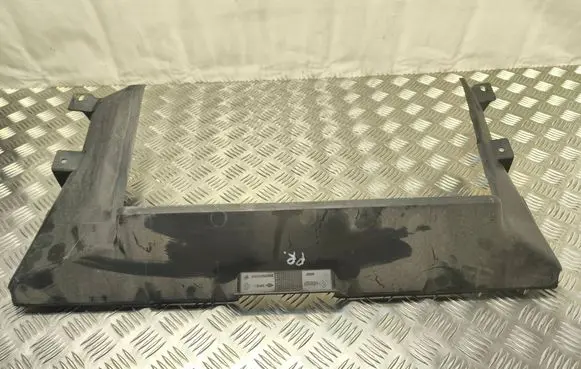 Dacia Duster Intercooler air guide/duct channel 214766402R