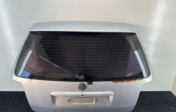 Volkswagen PASSAT B5 Tailgate/trunk/boot lid 
