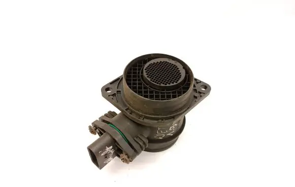 Volkswagen Golf V Mass air flow meter 038906461B 0281002531