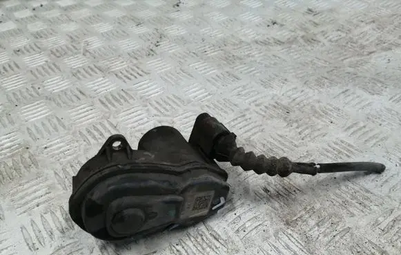 Nissan Qashqai Hand brake/parking brake motor 