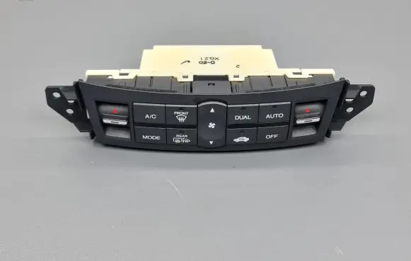 Honda Accord Climate control unit D08Y4