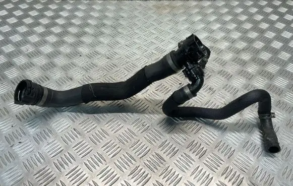 BMW 5 F10 F11 Engine coolant pipe/hose 8513603