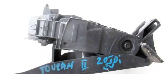 Volkswagen Touran II Accelerator throttle pedal 1T1723503 6510300201 070113
