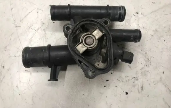 Renault Scenic II - Grand scenic II Thermostat 8200641307