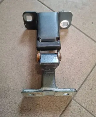Dacia Dokker Tailgate/trunk/boot hinge 844009913R