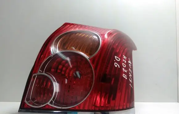 Toyota Avensis T250 Rear/tail lights