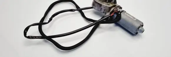 Mercedes-Benz S W220 Seat adjustment motor 1136701 3807404 1136604