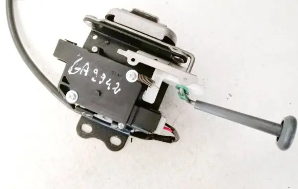 Subaru Forester SH Seat back rest lock catch 