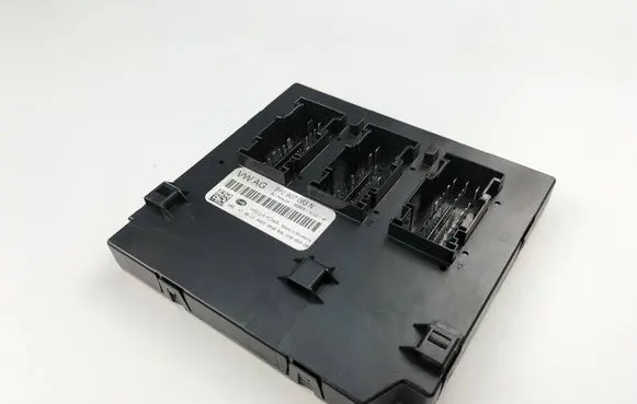Audi A3 S3 8P Comfort/convenience module 8P0907063N 5DK00965328