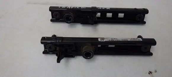 Opel Vivaro Seat belt adjustment rail 878242668R
