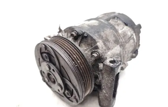 Volvo S80 Air conditioning (A/C) compressor (pump) 30780459