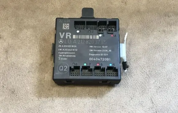 Mercedes-Benz E W212 Door control unit/module A2128203785