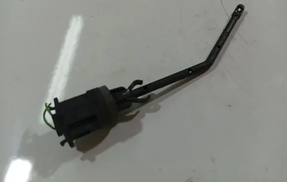 Volkswagen Polo IV 9N3 Outside/exterior temperature sensor 6q0907543d