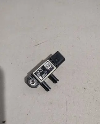 Skoda Octavia Mk3 (5E) Exhaust gas pressure sensor 03N906051B