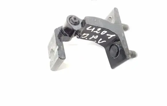 Mercedes-Benz CLA C118 X118 Front door upper hinge A1777204005