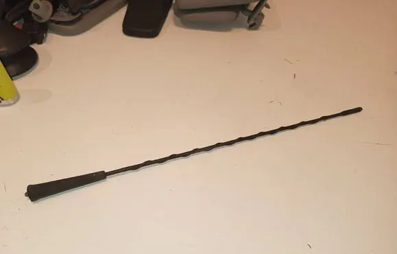 Renault Clio II Radio antenna 
