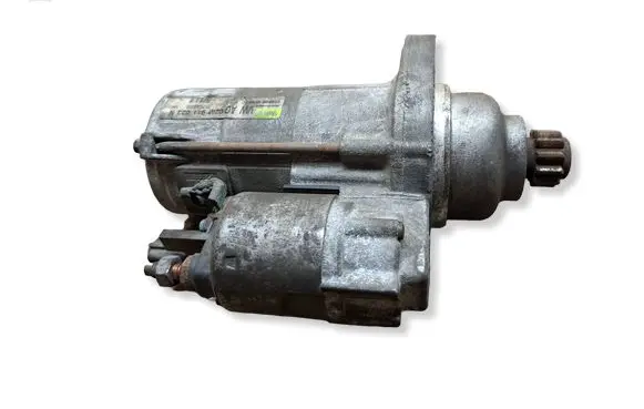 Volkswagen Golf V Starter motor 02M911023N