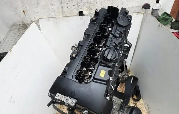 BMW 3 E92 E93 Engine N53B30A 7558325 74544132